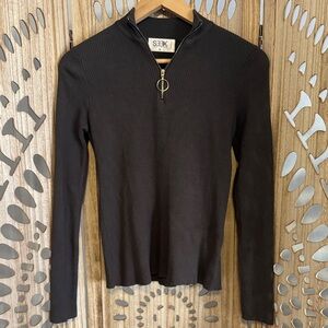 SEEK THE LABEL Women's Zippered Dark Green Ribbed Sweater